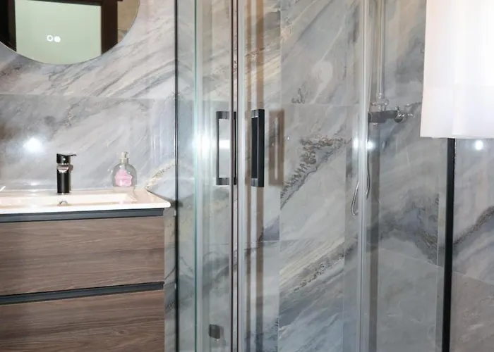 Fantastic 5 Mins Away From The By Easybnb * Torremolinos