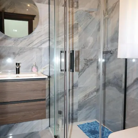 Fantastic 5 Mins Away From The By Easybnb * Торремолінос