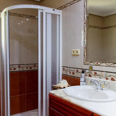 Fantastic 5 Mins Away From The By Easybnb Torremolinos