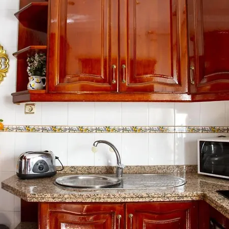 Chalet Fantastic 5 Mins Away From The By Easybnb Torremolinos